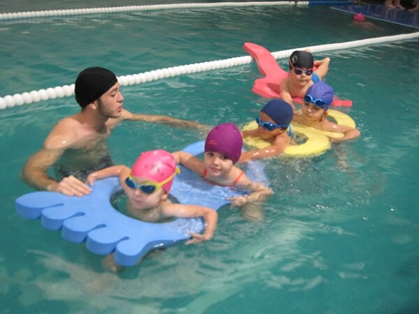 PISCINA 3-6 AÑOS_600x450